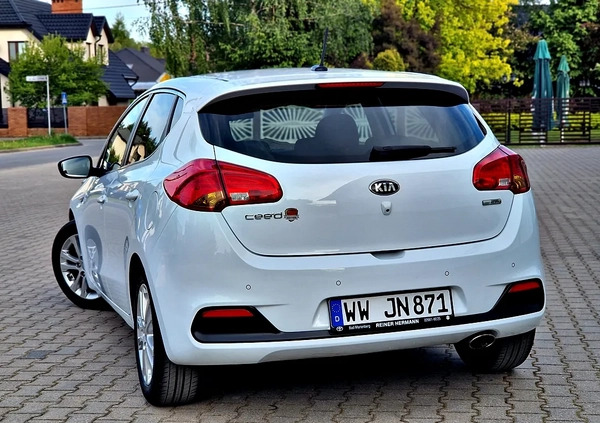 Kia Ceed cena 45800 przebieg: 60000, rok produkcji 2015 z Drawsko Pomorskie małe 781